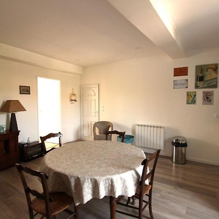 Joli Appartement Avec Balcon Au Coeur De Forcalquier Exterior photo